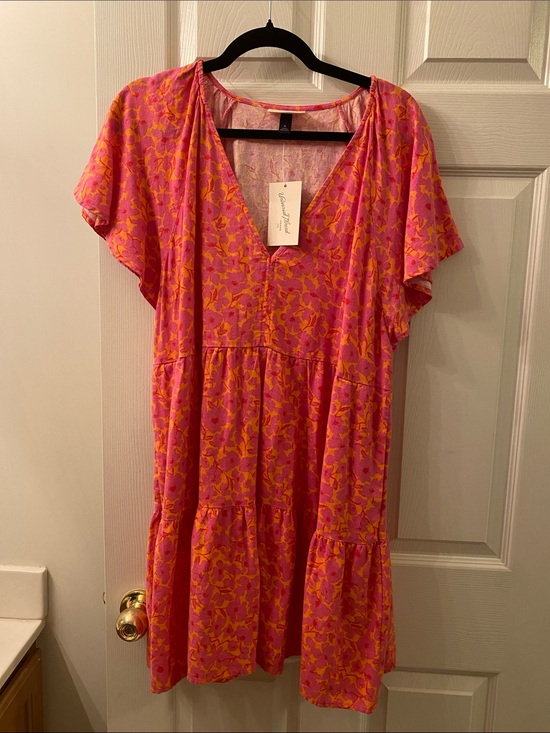 Universal Thread Dresses & Skirts - Universal Thread Pink & Orange Floral V-Neck Mini Dress